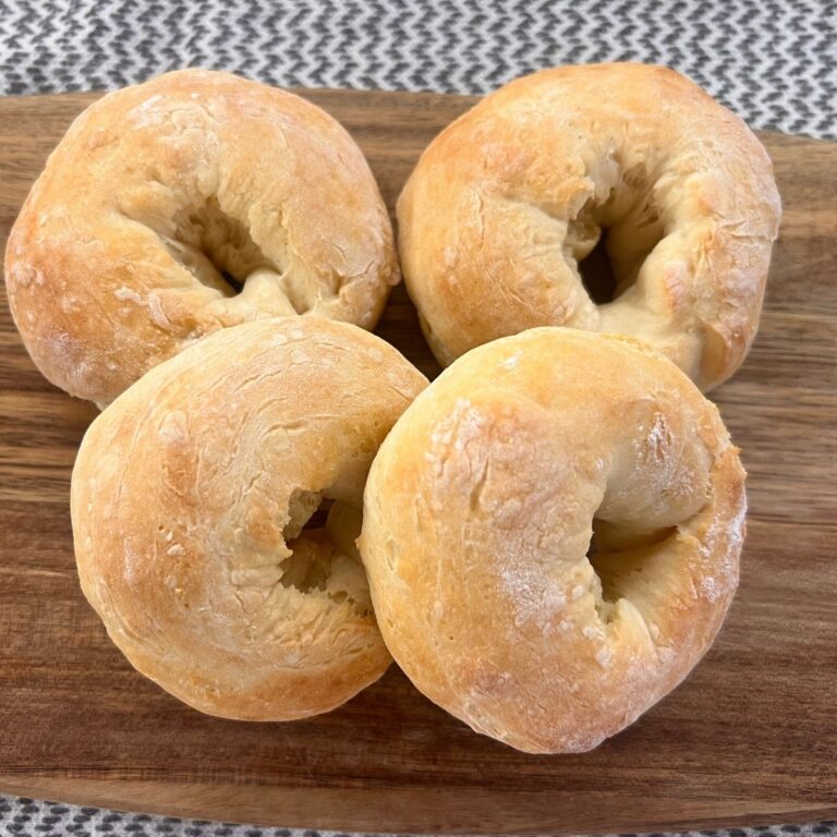 Plain Greek Yogurt Bagels